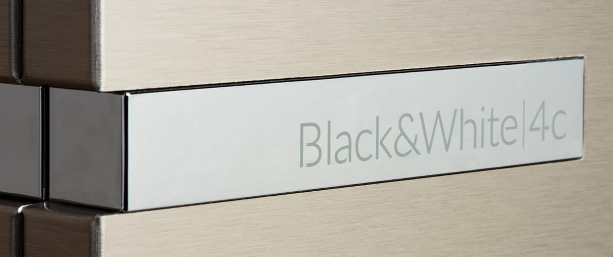 Logo Black & White 4c